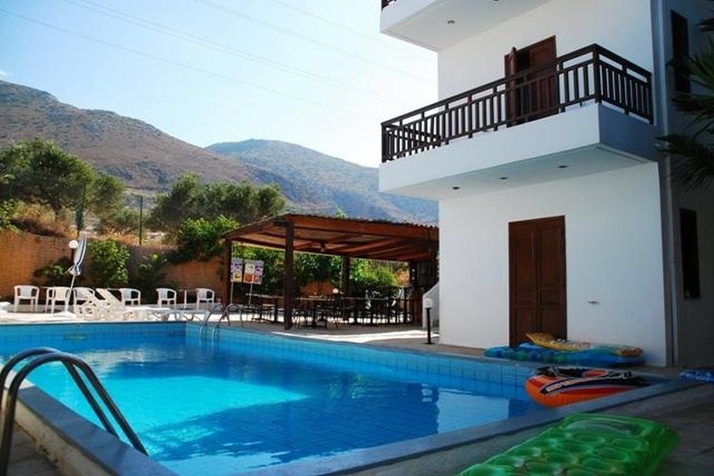 Sirocco Apartments