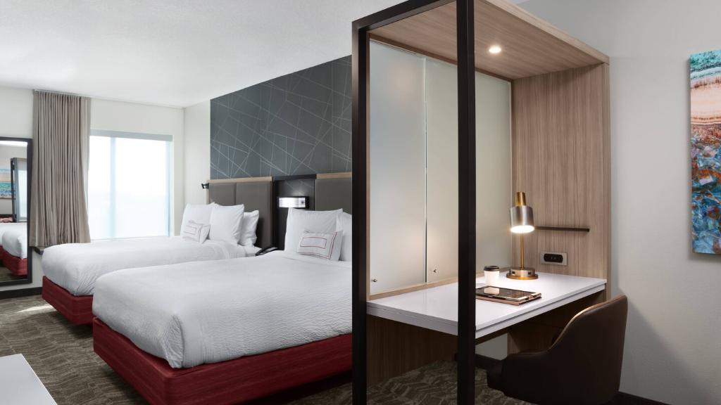 hotel-thumb