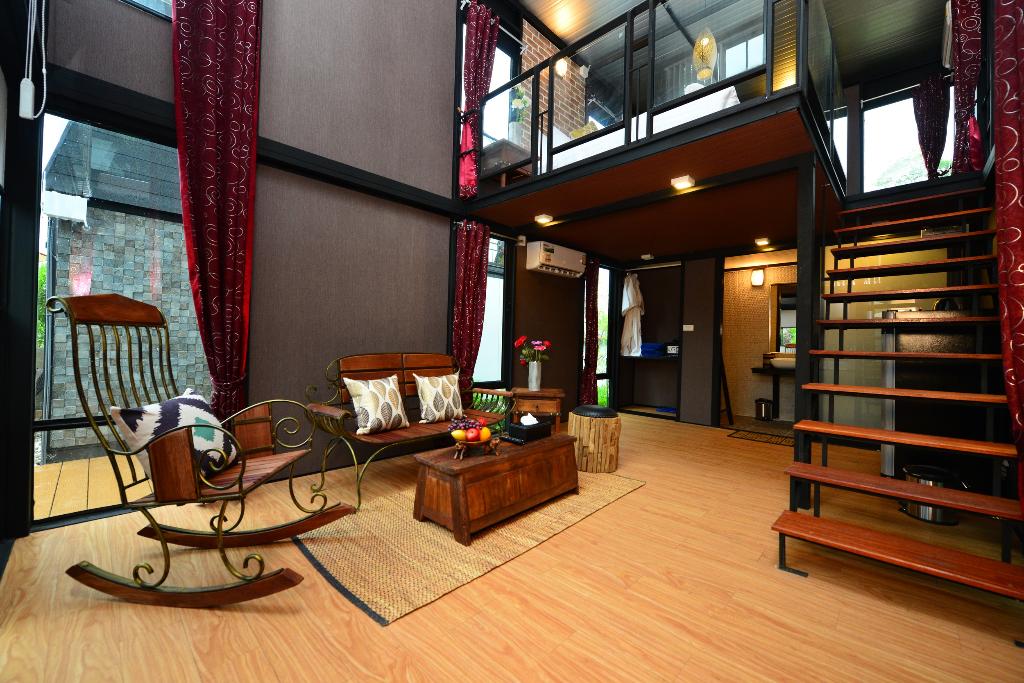 Bukit Pool Villas