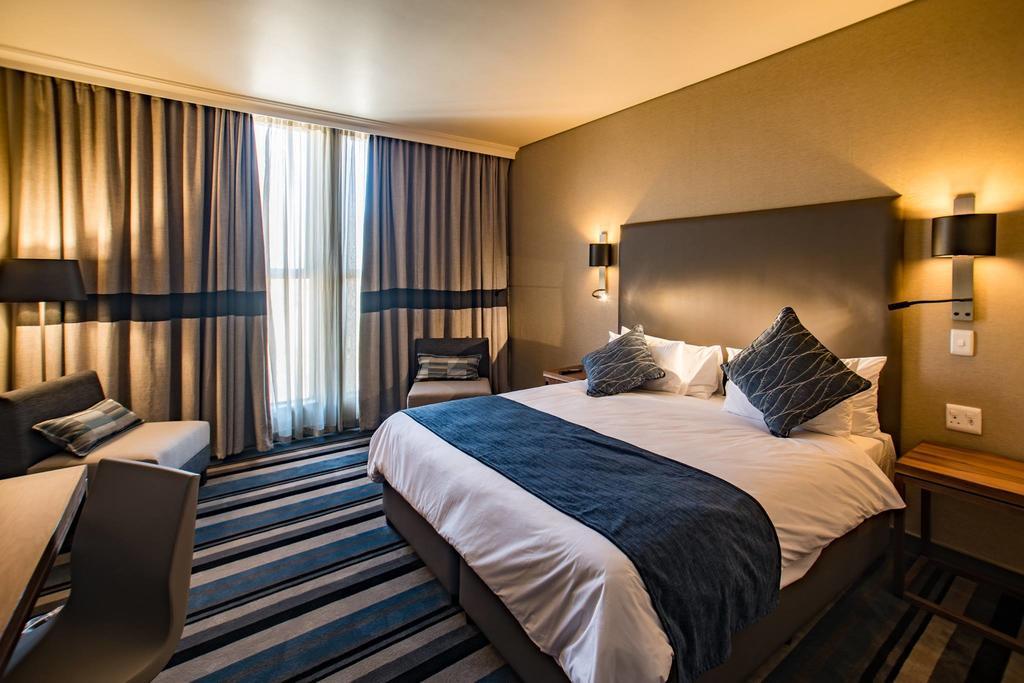 Mayfair Hotel