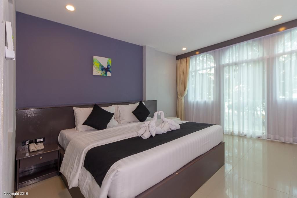 Modern Living Hotel
