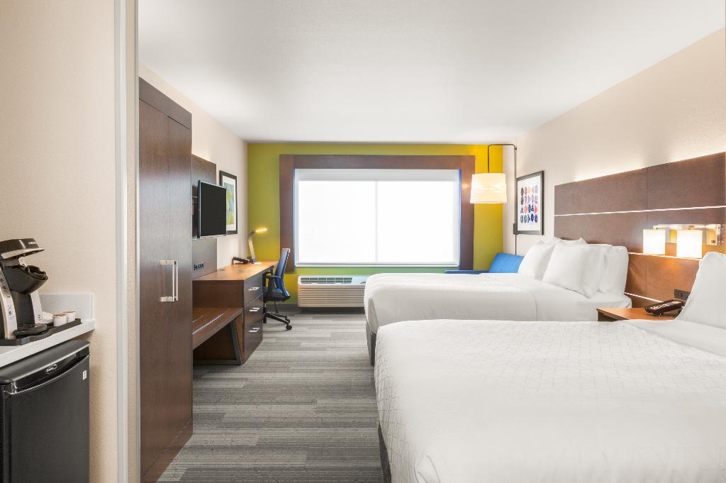 Holiday Inn Express Suites Union Gap Yakima Area