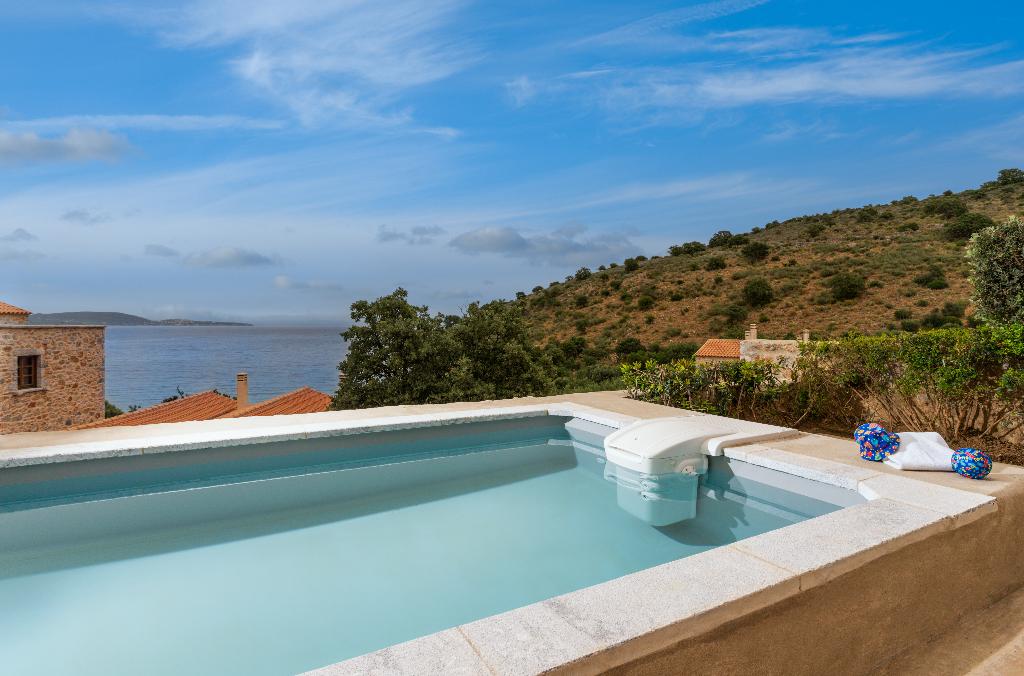 100 Rizes Seaside Resort