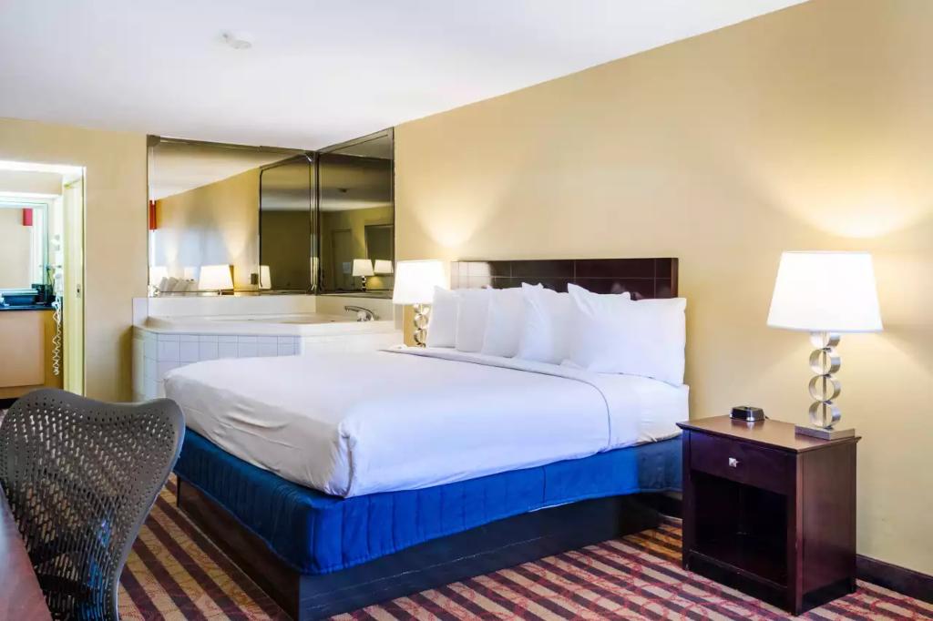 Econo Lodge Moss Point - Pascagoula