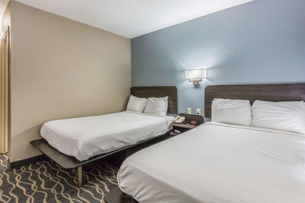 Econo Lodge West Memphis Area