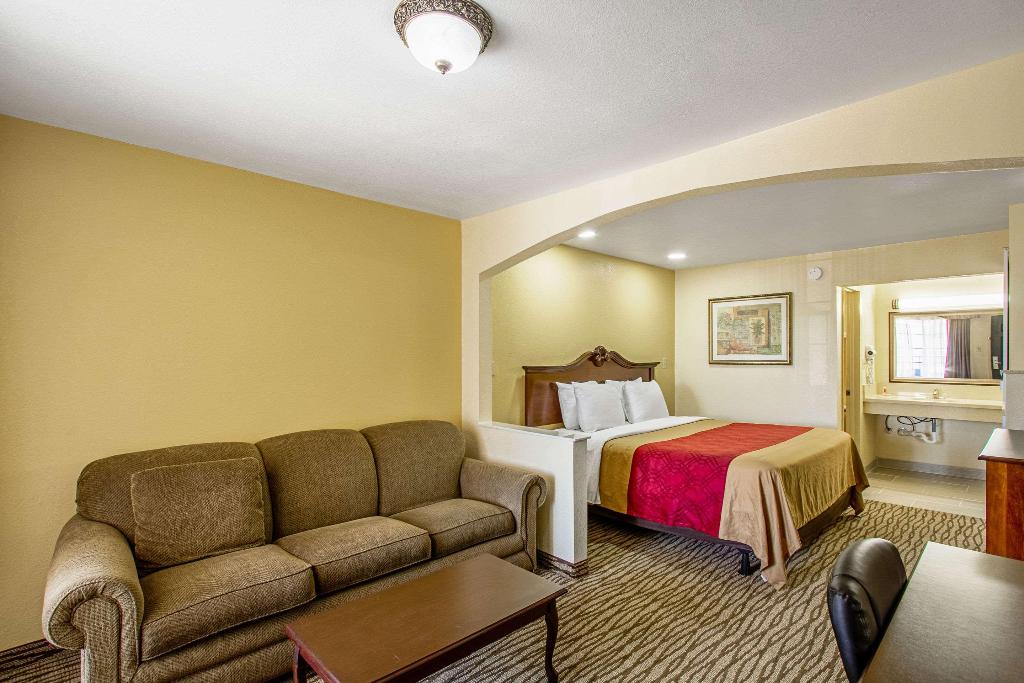 Super 8 By Wyndham Jackson Ms