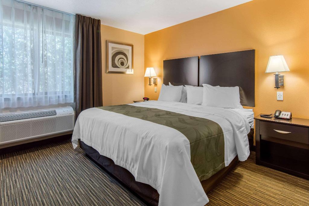 Quality Inn & Suites Albuquerque North