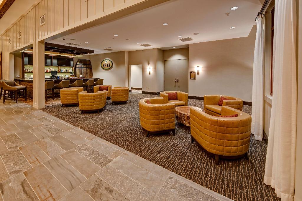 Black Fox Lodge Pigeon Forge, Tapestry Collection by Hilton photo 85