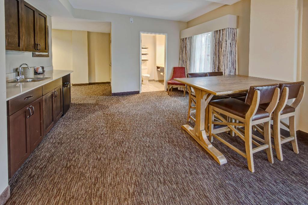 Black Fox Lodge Pigeon Forge, Tapestry Collection by Hilton photo 91