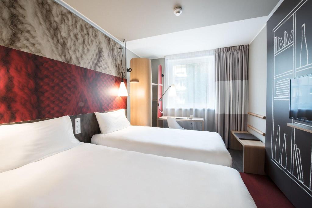 hotel-thumb