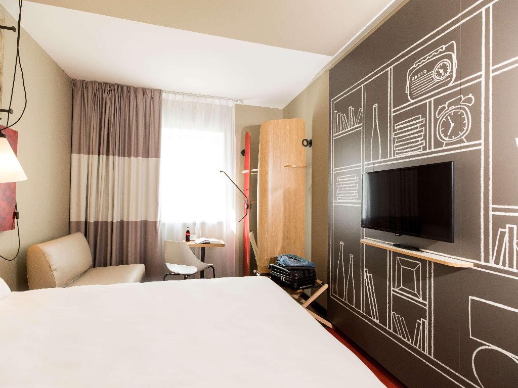 hotel-thumb