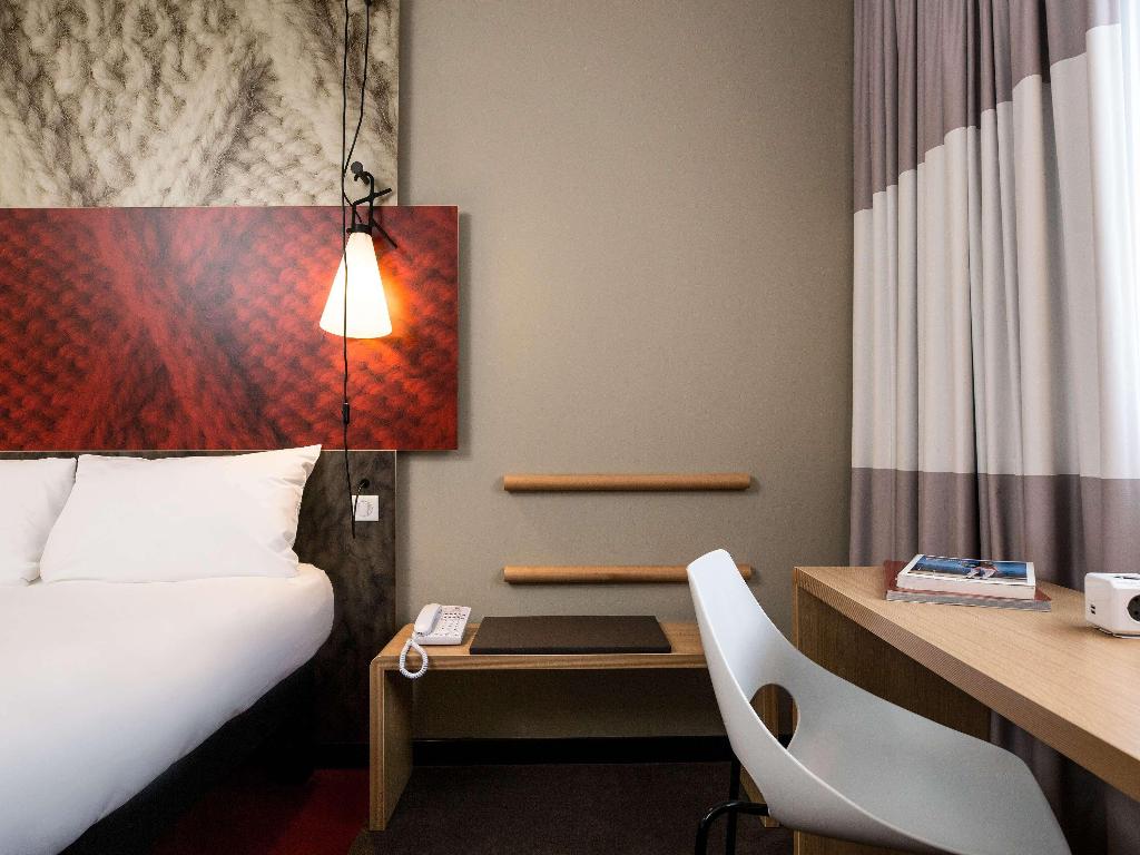 hotel-thumb