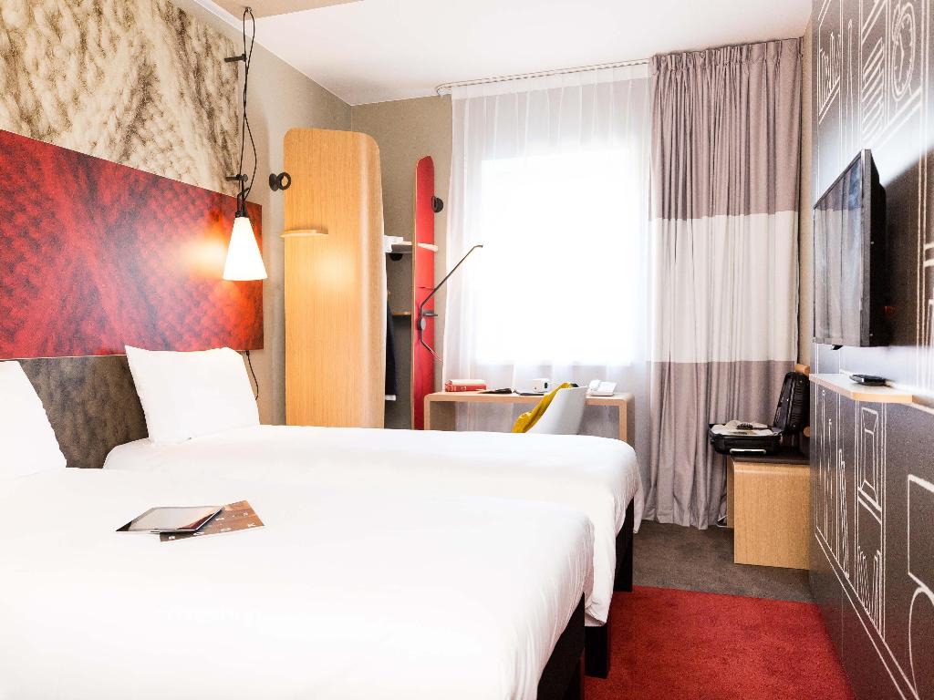 hotel-thumb