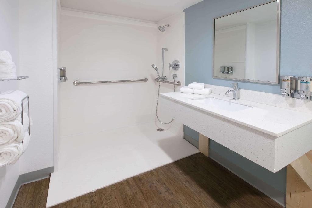 Tryp By Wyndham College Station