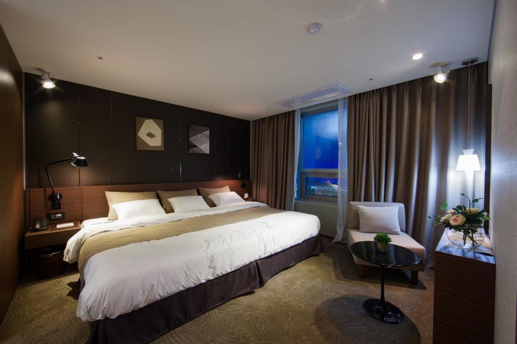 Ramada Encore Cheonan