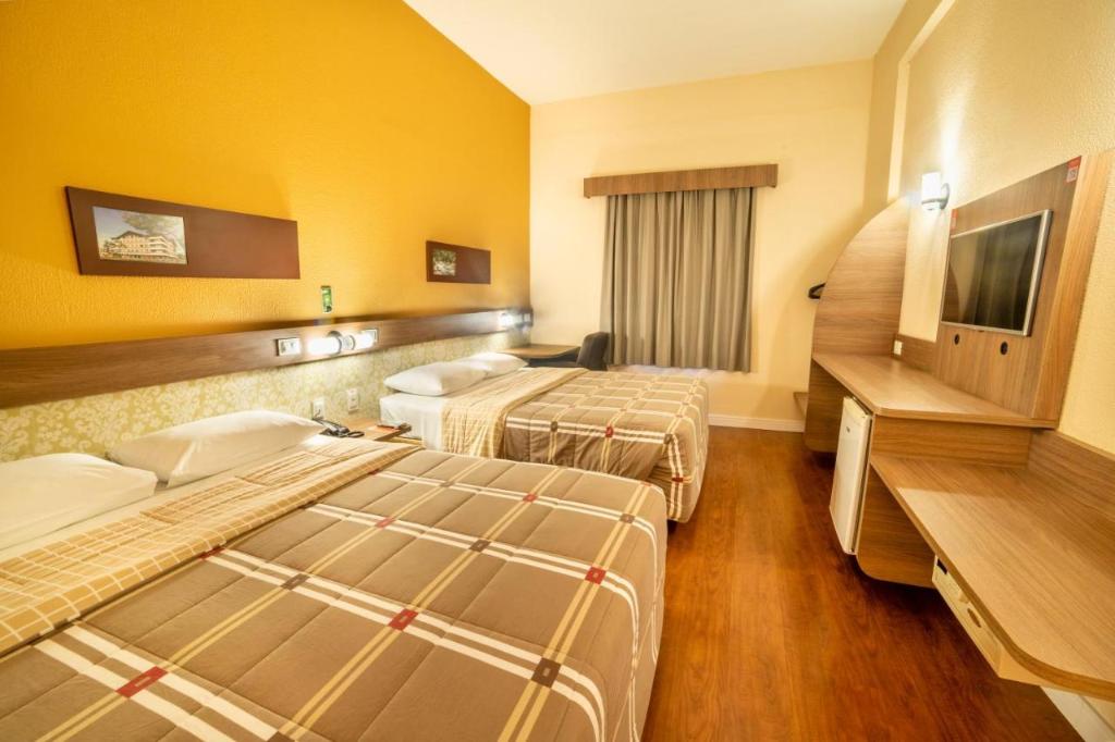 Hotel 10 Blumenau