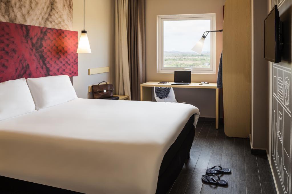 Ibis Mazatlan Marina