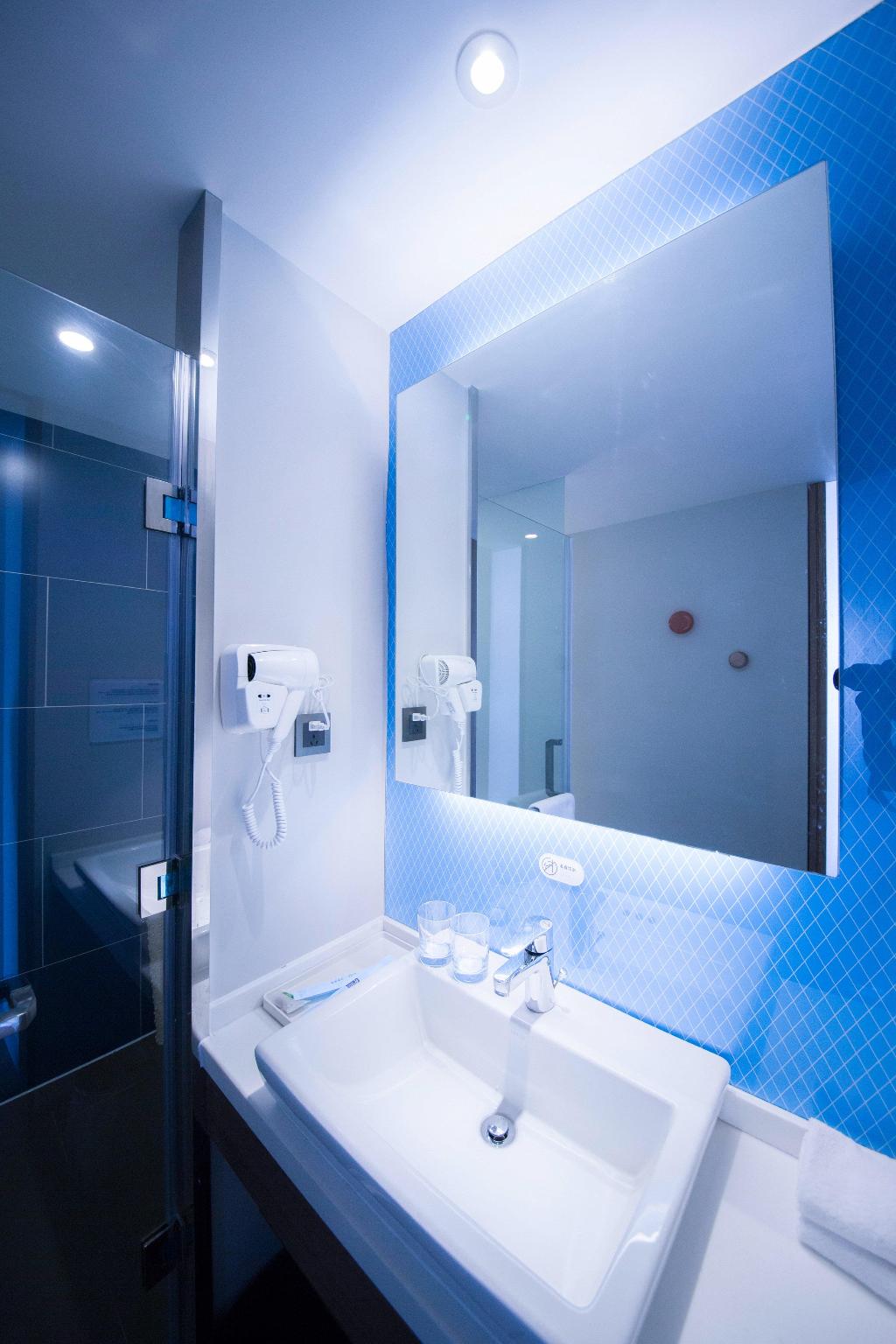 Holiday Inn Express Sanya Bay