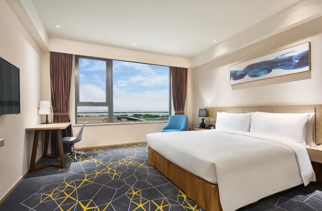 Q-Box Hotel Shanghai Sanjiagang