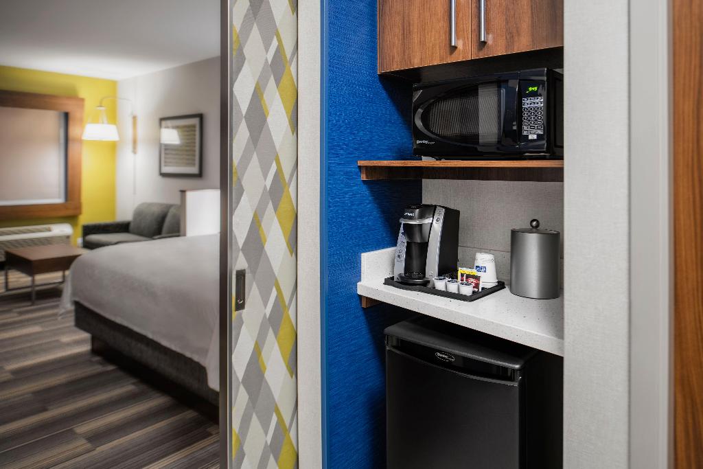 Holiday Inn Express Kelowna