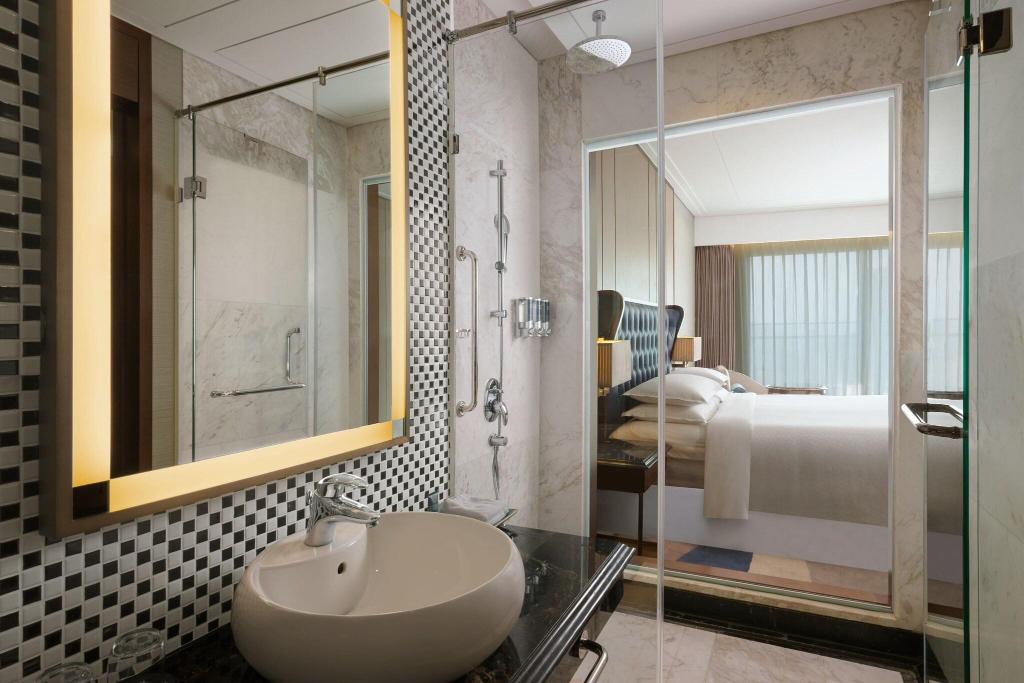 hotel-thumb