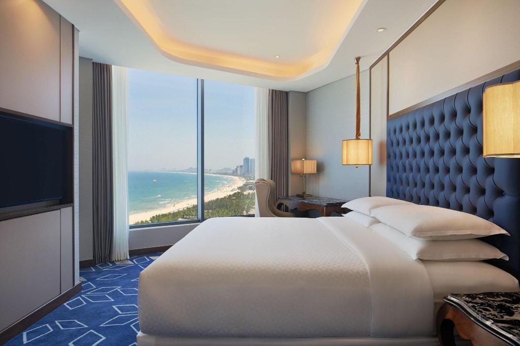 hotel-thumb