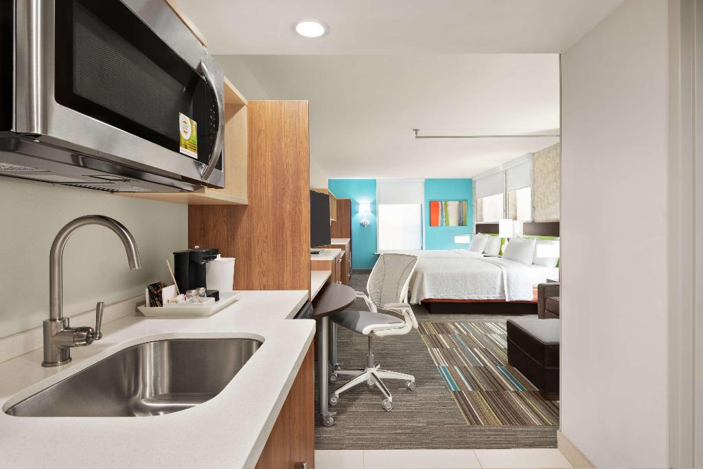 Home2 Suites by Hilton Woodbridge Potomac Mills