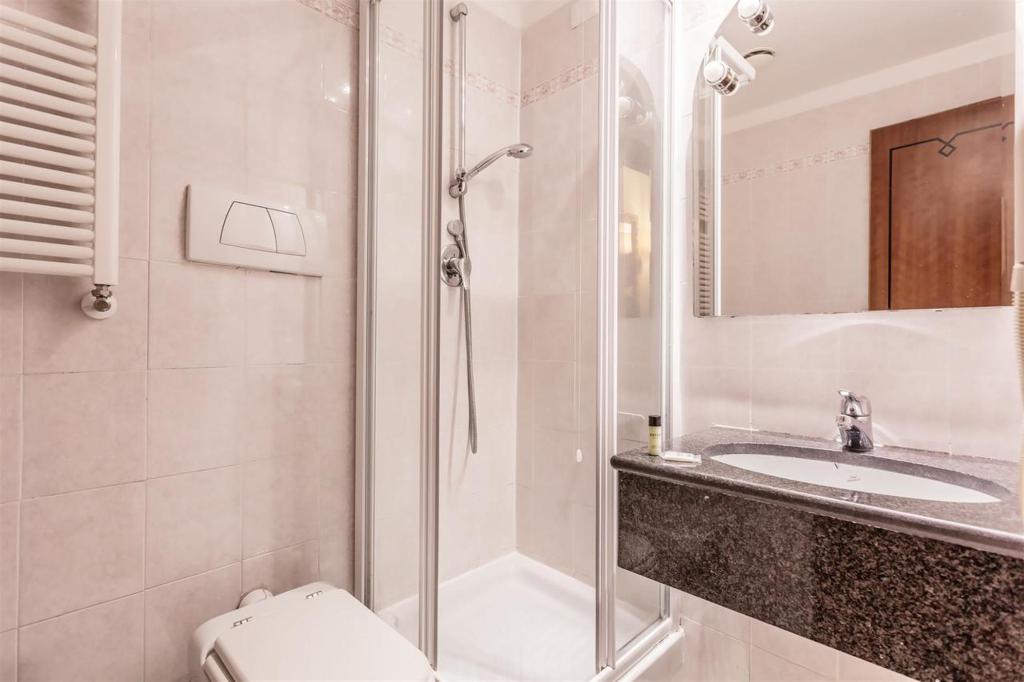 Raeli Hotel Floridia