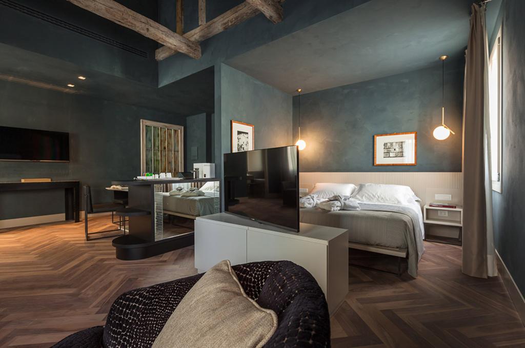 Liassidi Wellness Suites