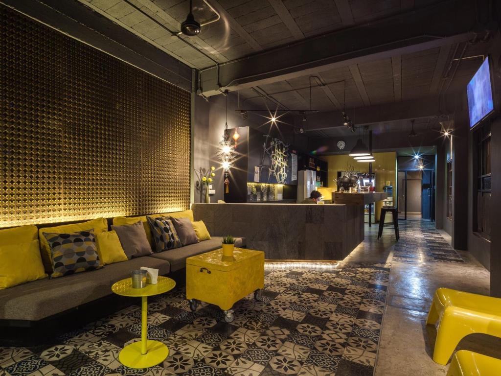 Hotel Fulfill Phuket Hostel, Thailand, Insel Phuket. Großes 2