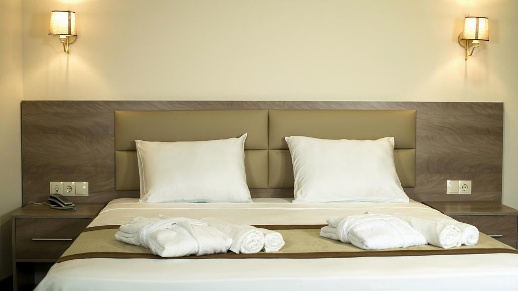Link Hotel