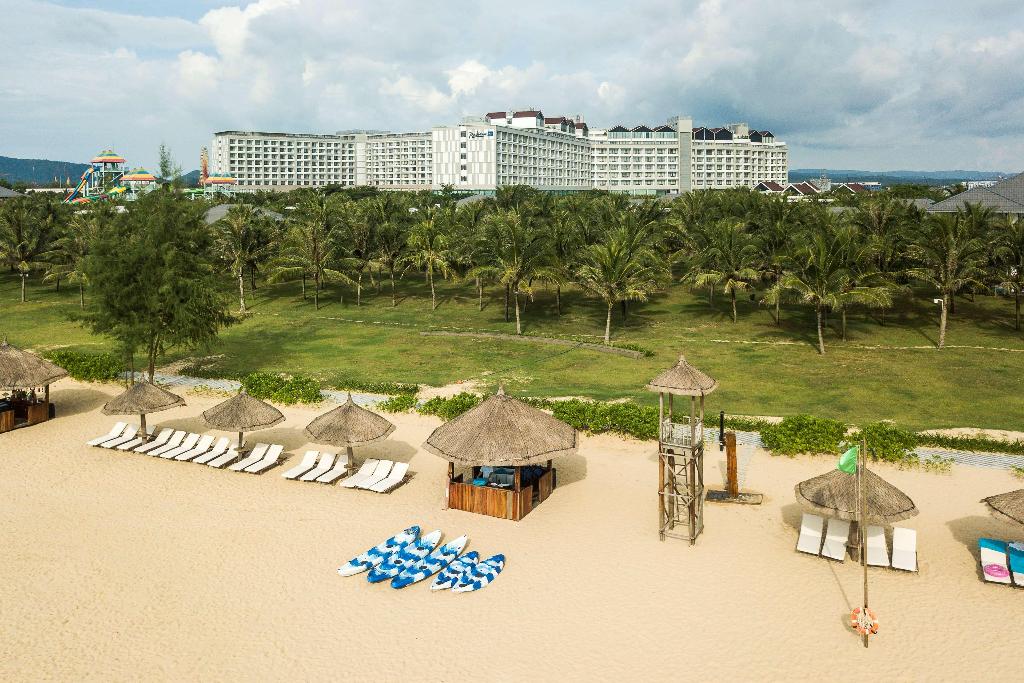 hotel-thumb