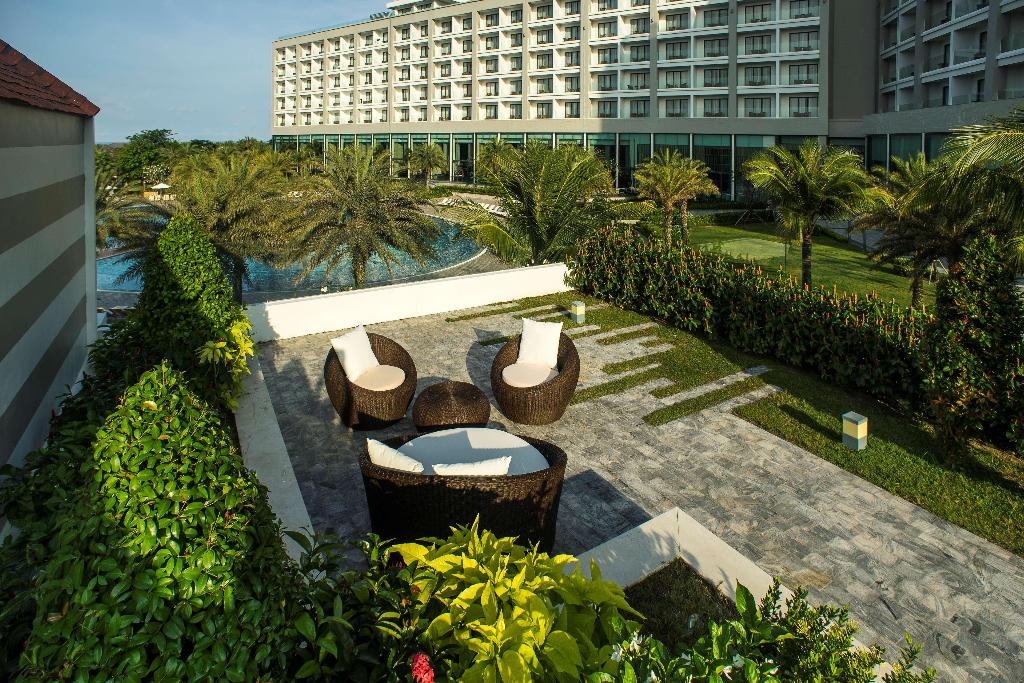 hotel-thumb
