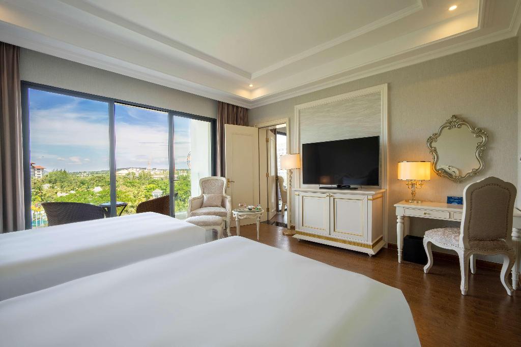 hotel-thumb