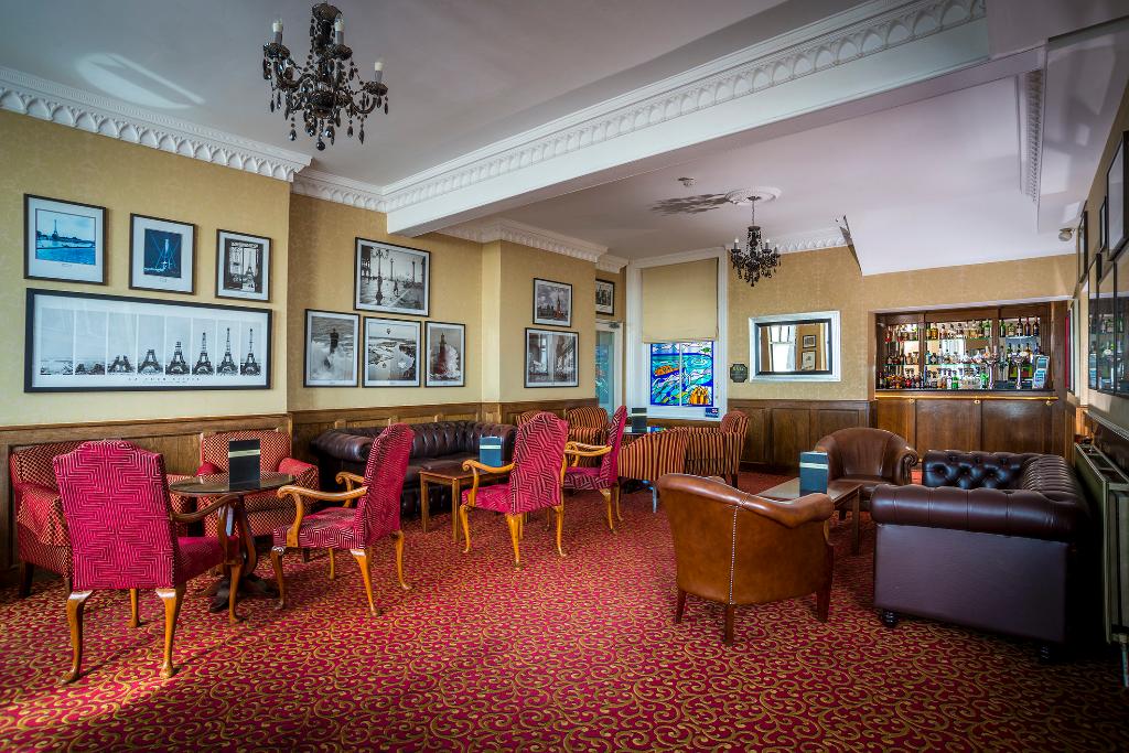 Langham Hotel - Bar