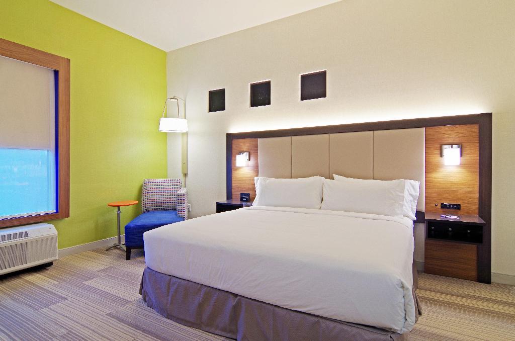 Holiday Inn Express Phoenix North Scottsdale