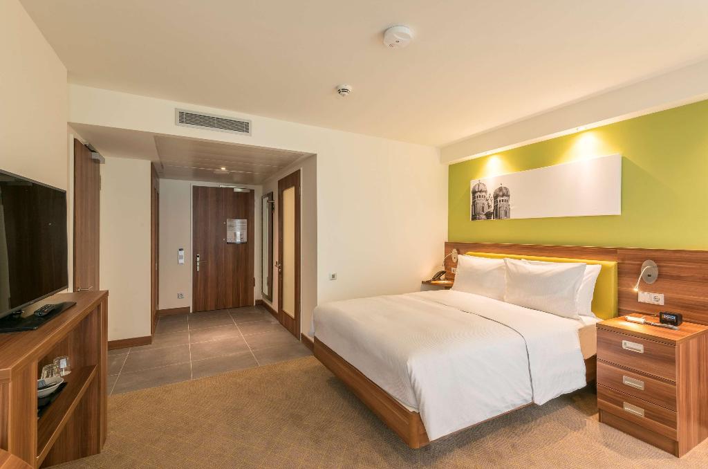 hotel-thumb