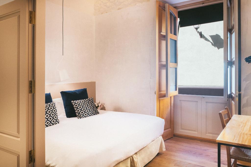 VEINTIUNO Emblematic Hotels by Airnest