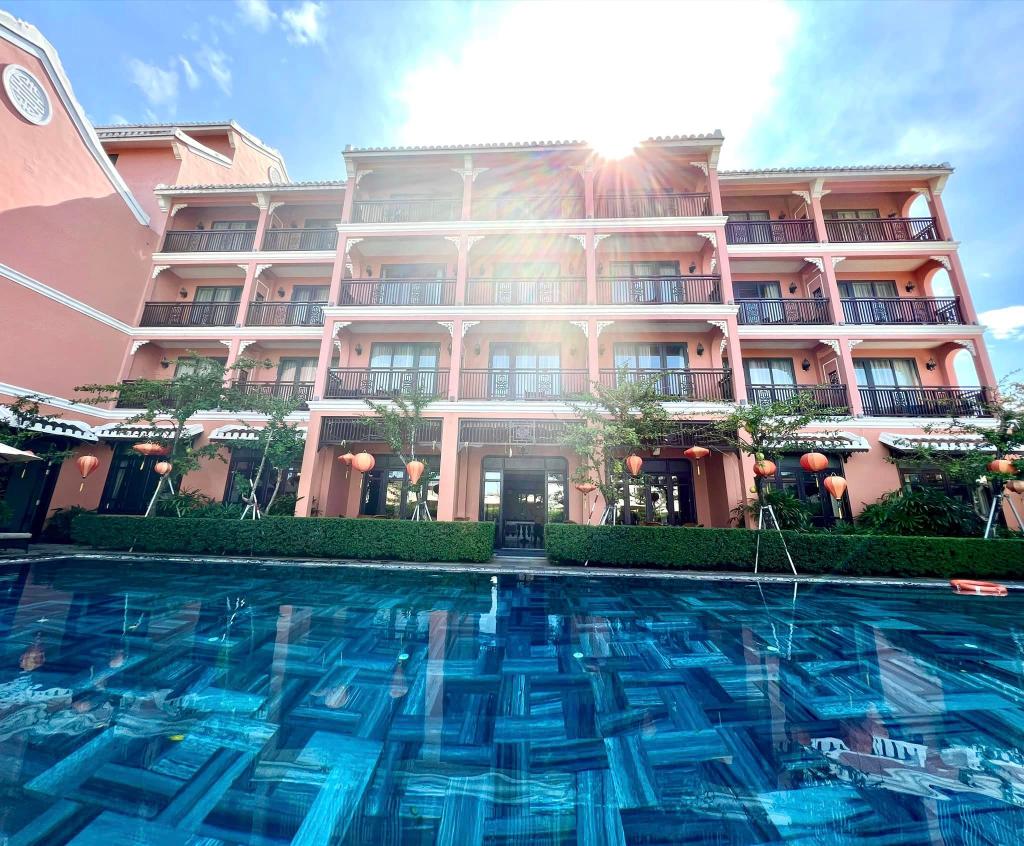 hotel-thumb
