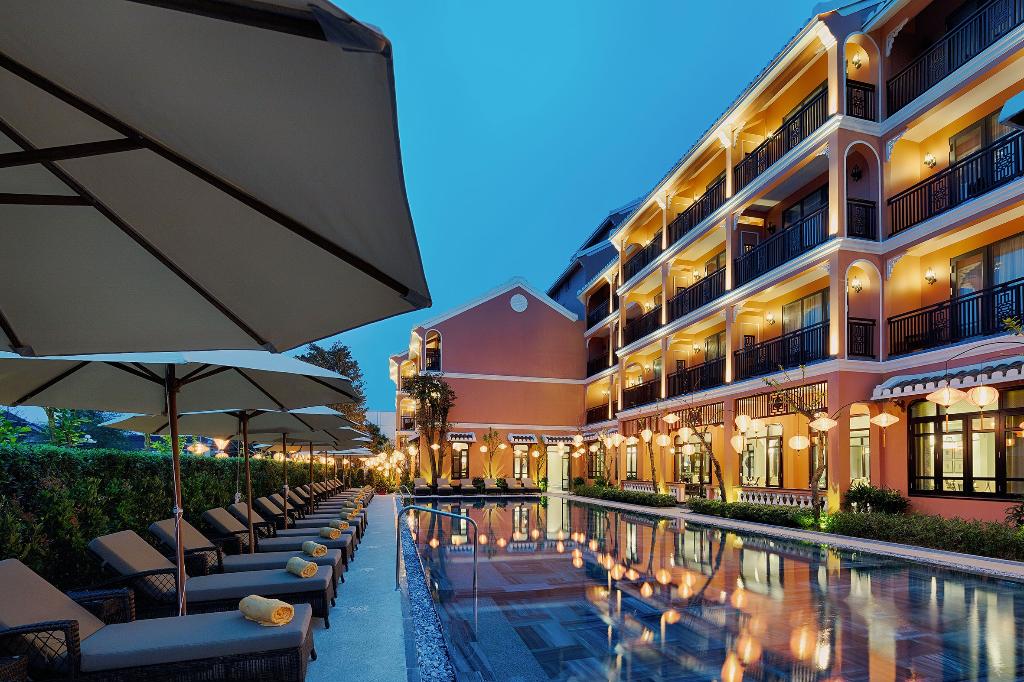 hotel-thumb