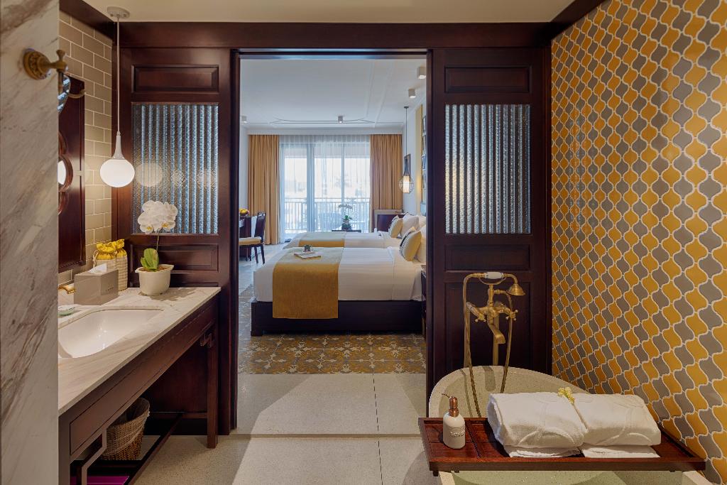 hotel-thumb