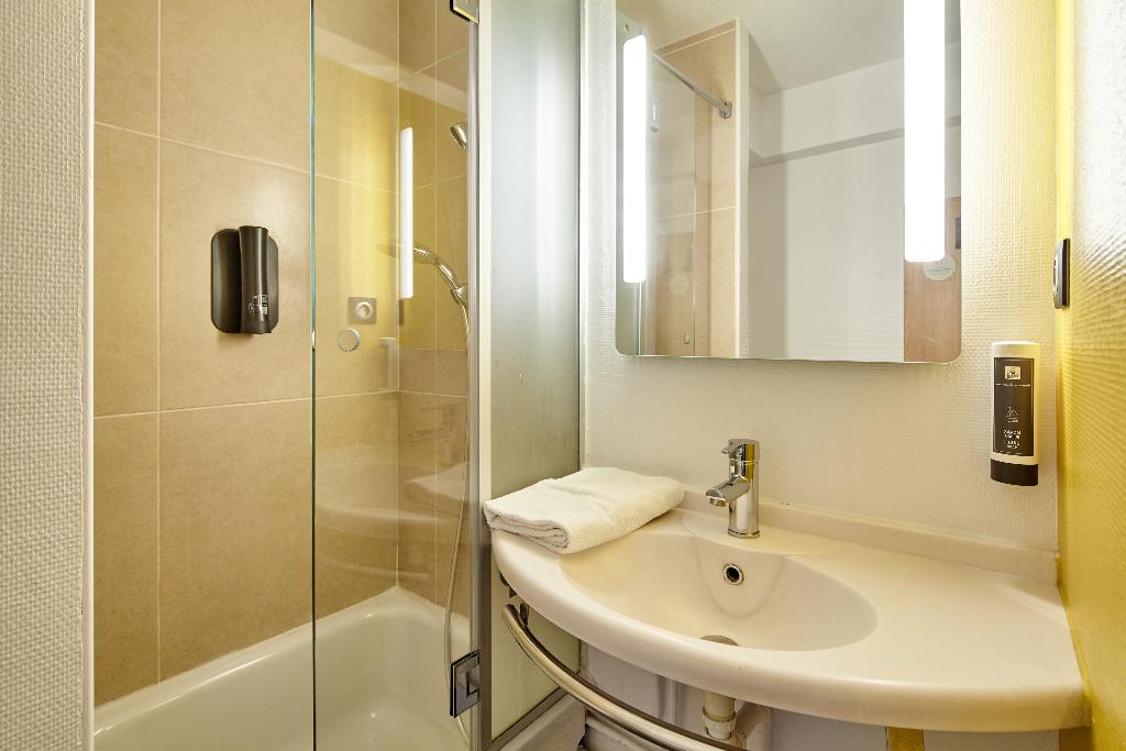 B&B HOTEL EVRY LISSES 2