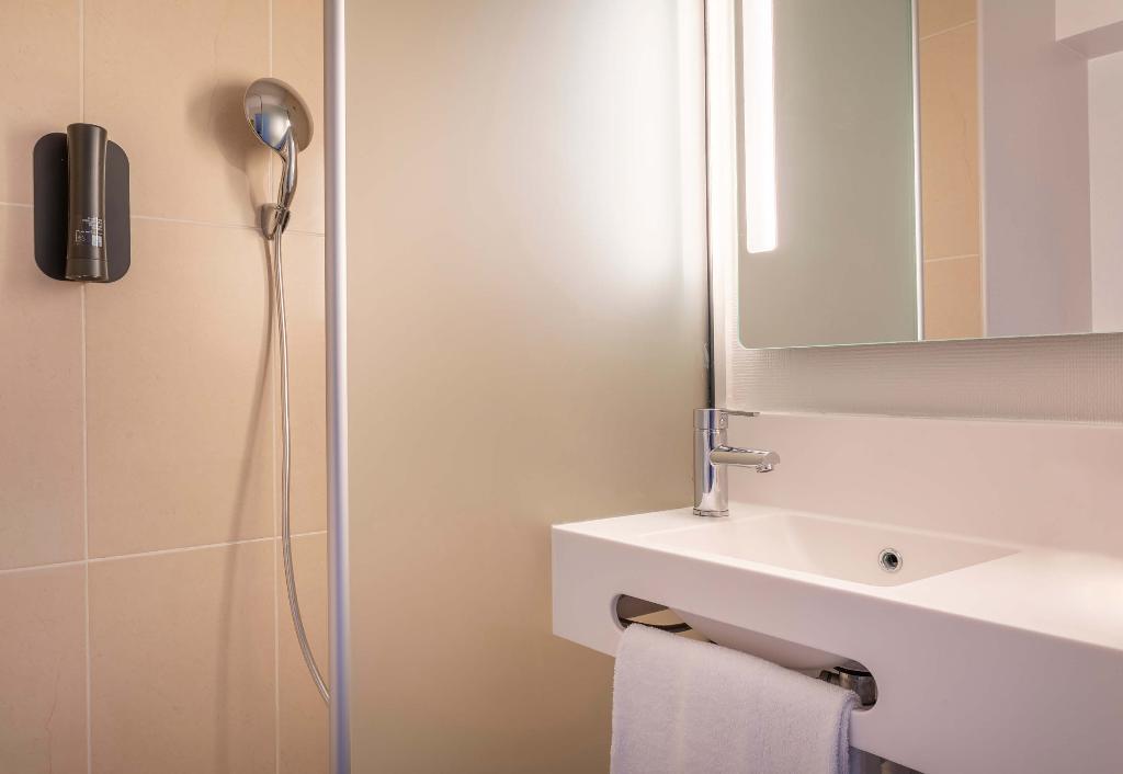 B&B Hôtel Marseille St Victoret