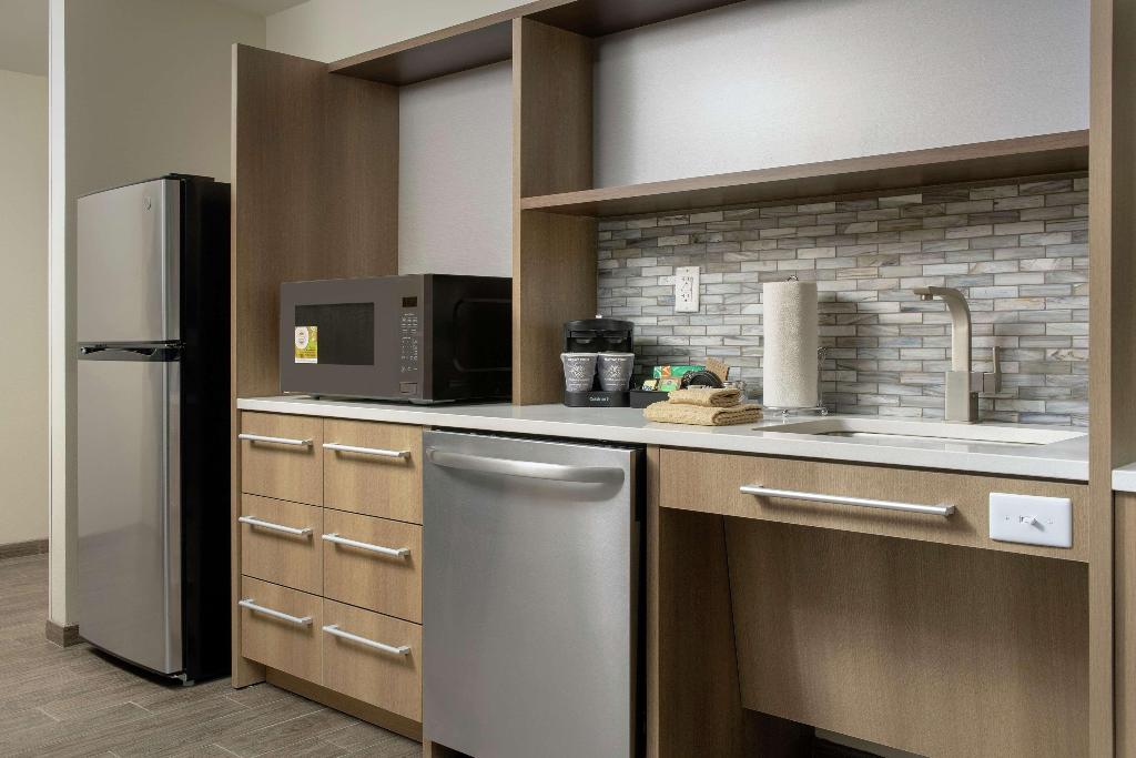 Home2 Suites by Hilton Edison
