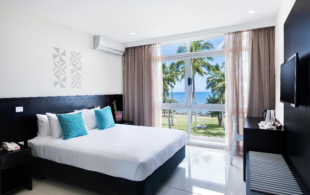 Tanoa Dateline Hotel