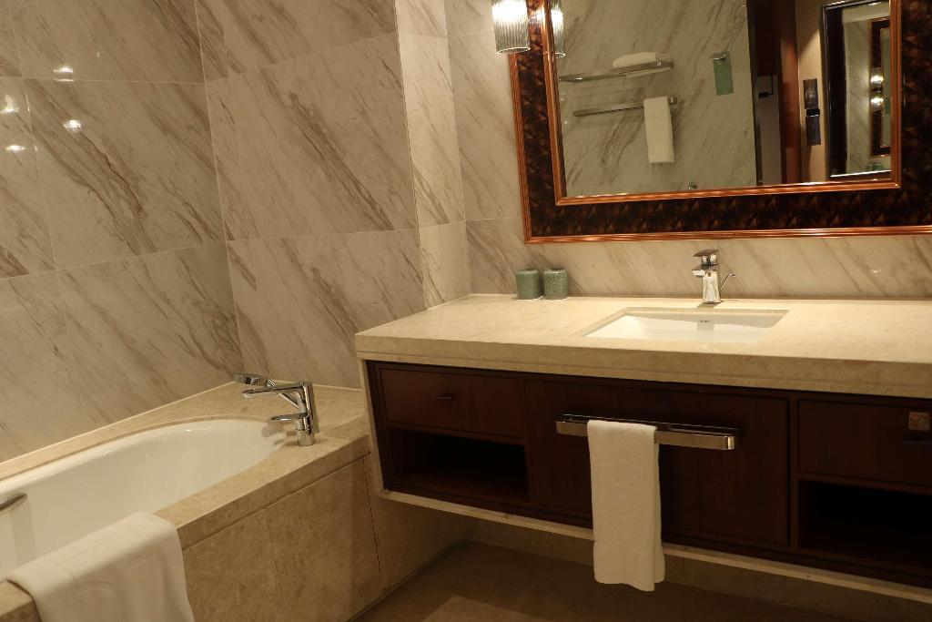 Shangri-La Hotel Yiwu