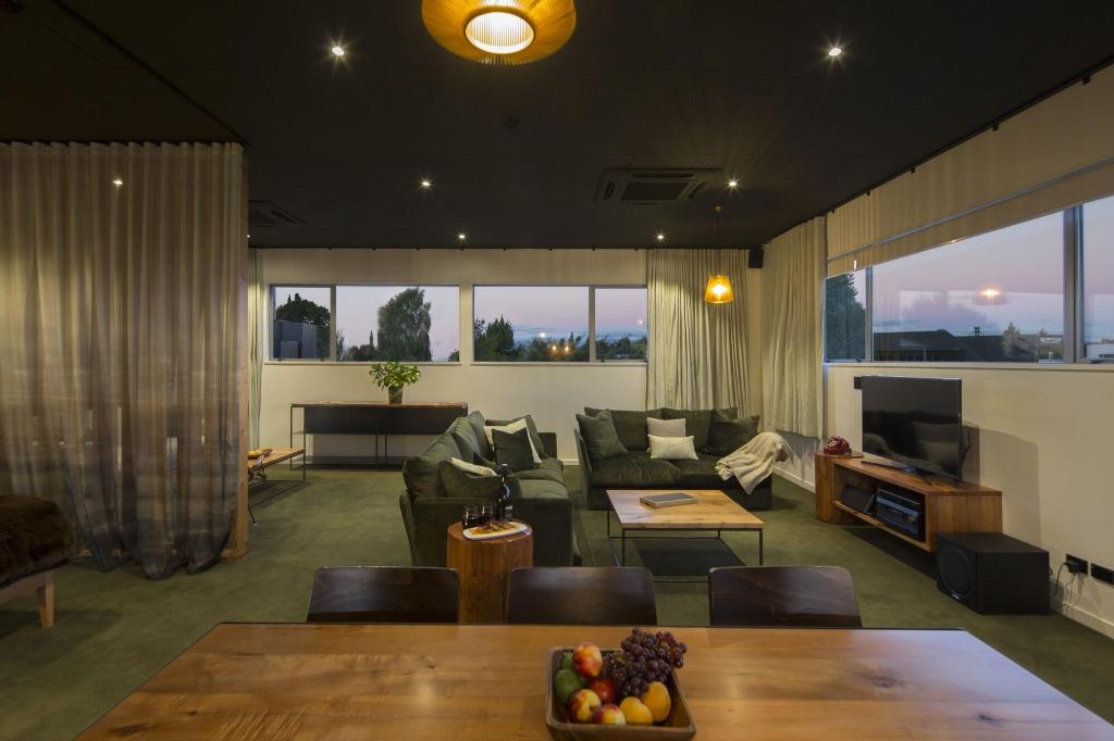 Cinema Suites Te Anau