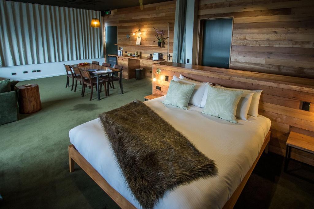 Cinema Suites Te Anau