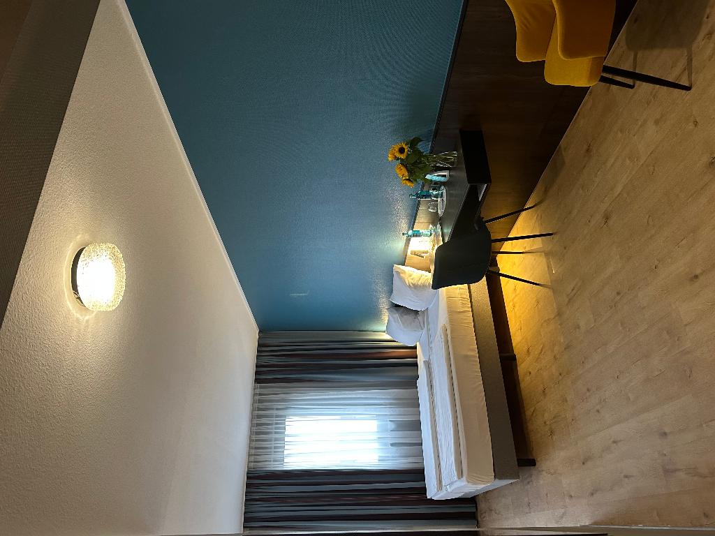 hotel-thumb