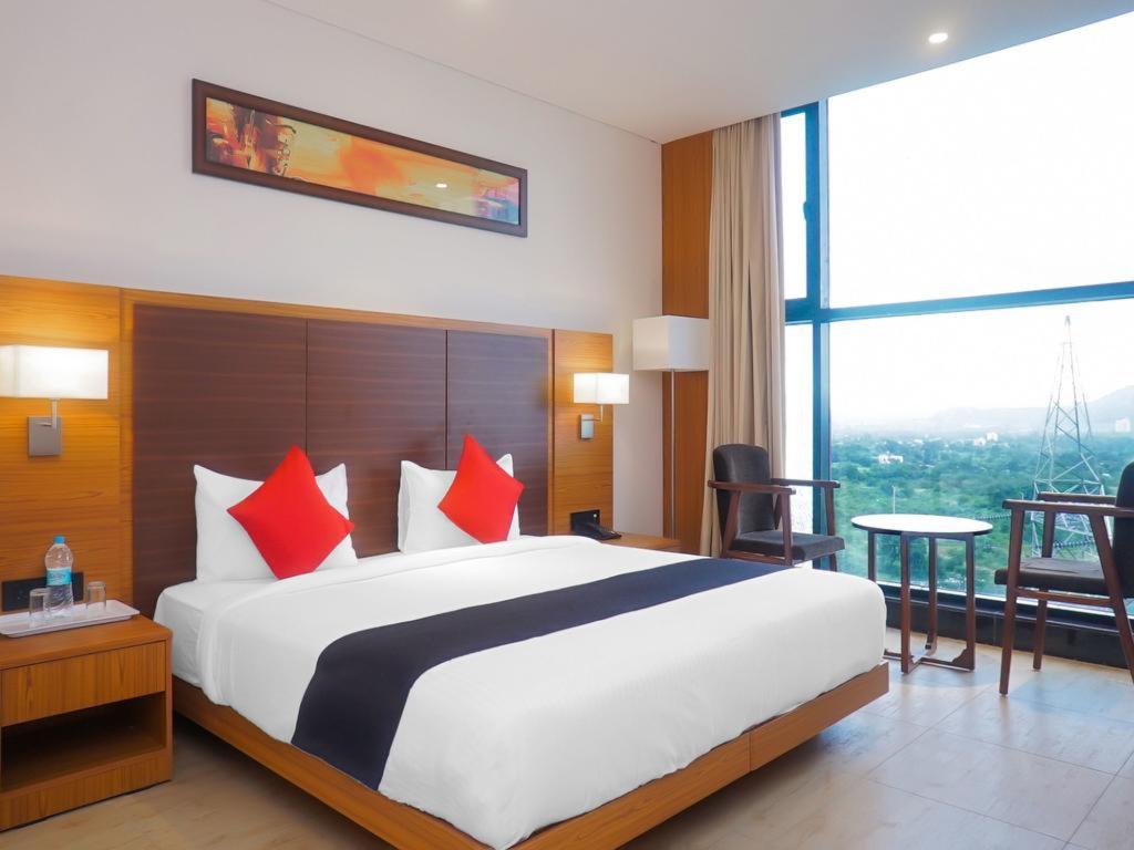 Grand Tamanna Hotel